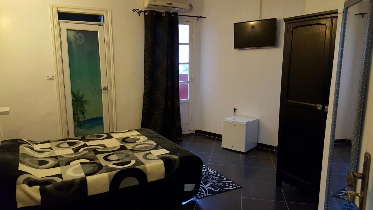 עין אל טורק Hotel La Brise מראה חיצוני תמונה