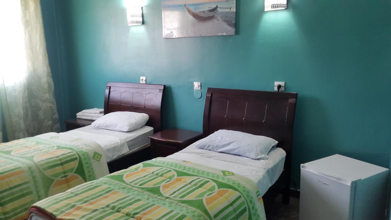עין אל טורק Hotel La Brise מראה חיצוני תמונה