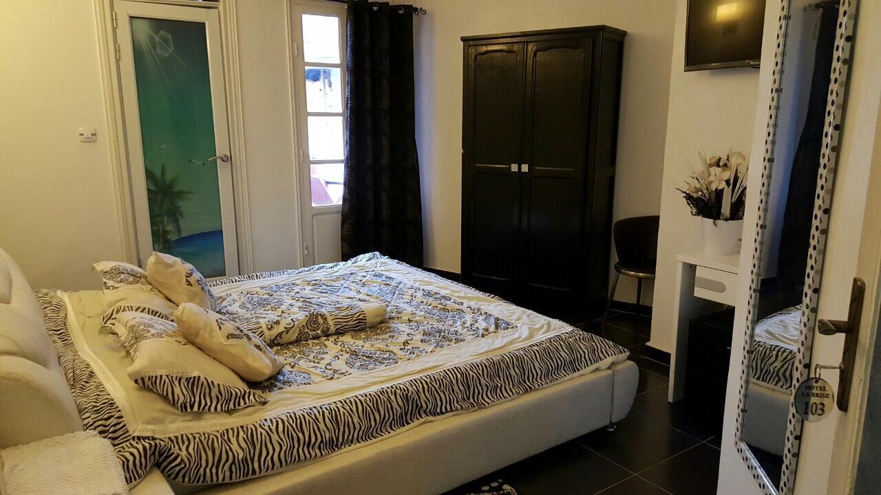 עין אל טורק Hotel La Brise מראה חיצוני תמונה
